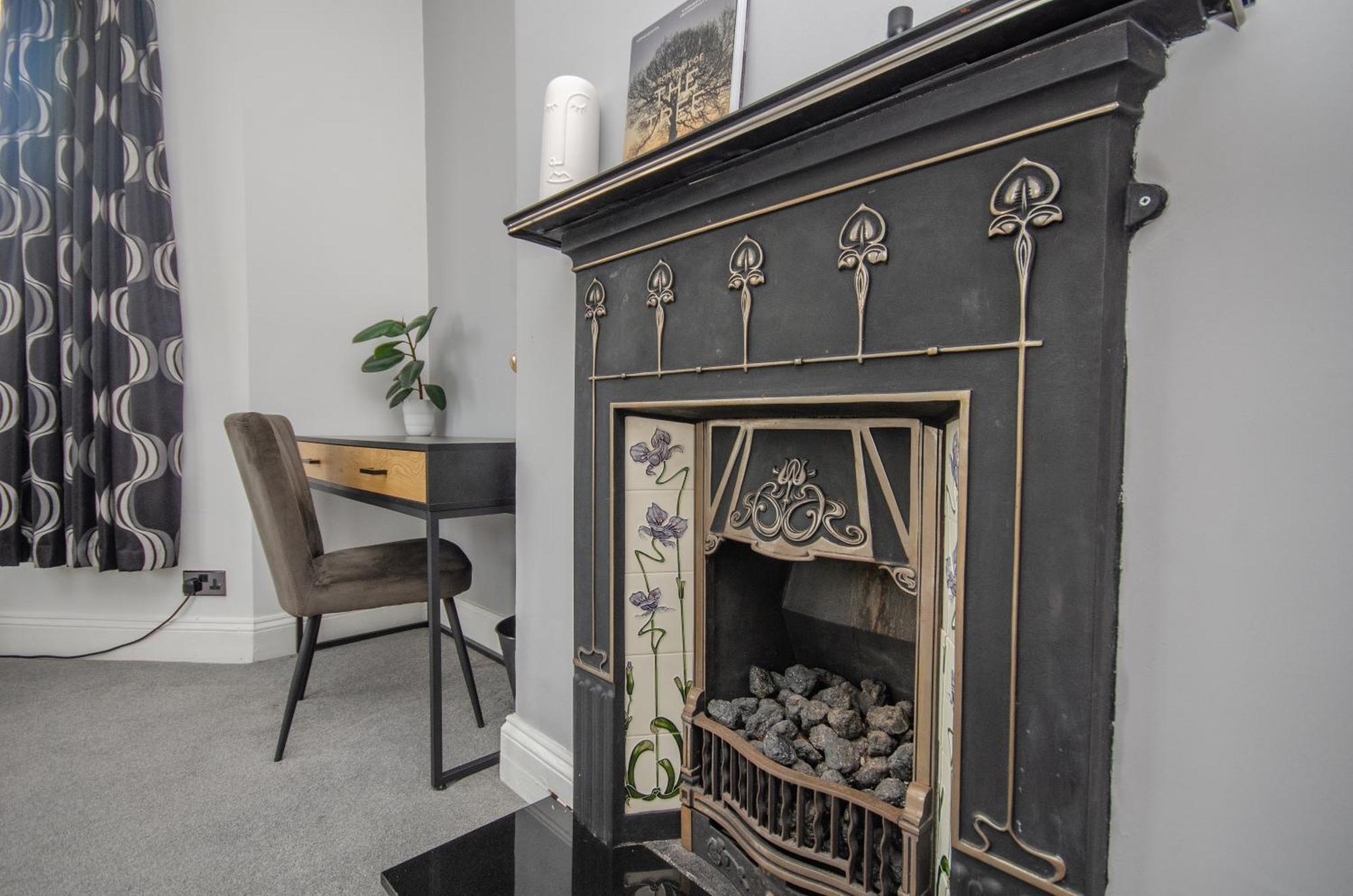 Stylish 91Sqm Victoria 2 Bedroom Apartment Бристоль Екстер'єр фото